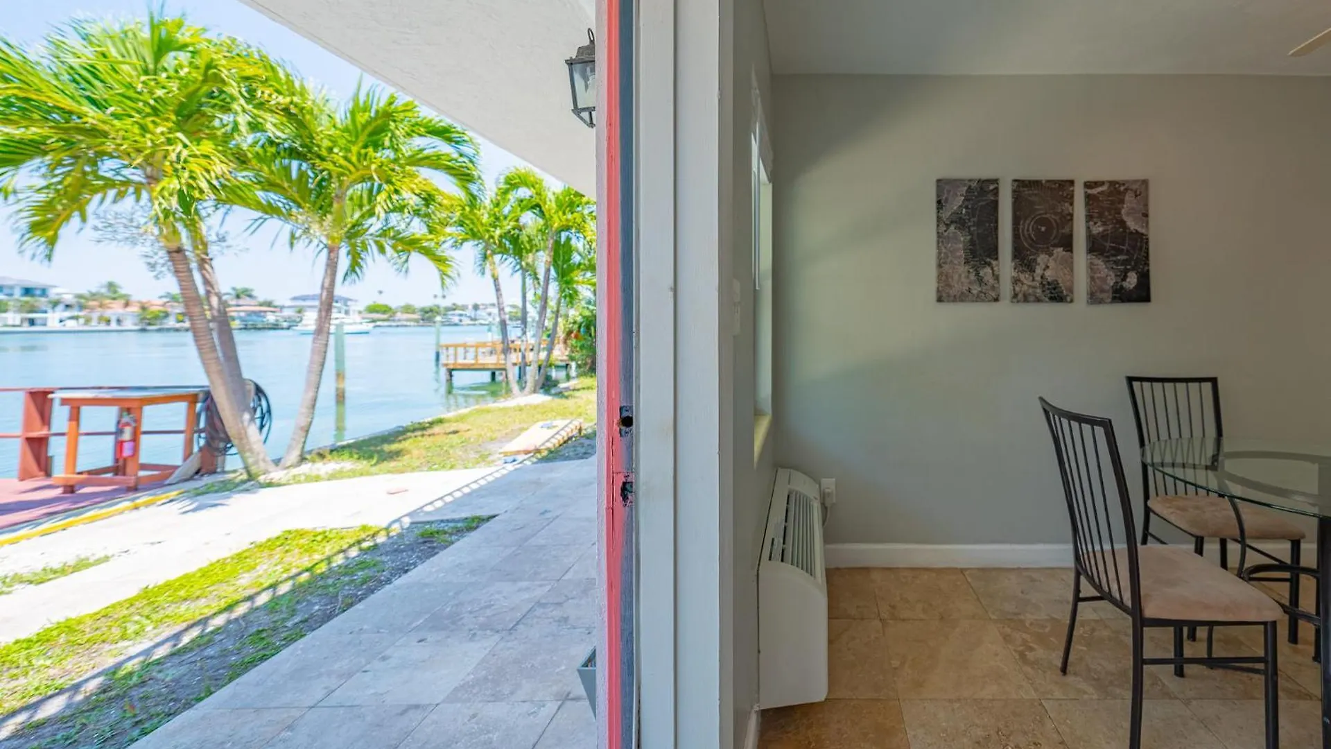Tropical Breeze - Formerly Wells Manor Since 1953 Clearwater Beach 0*,